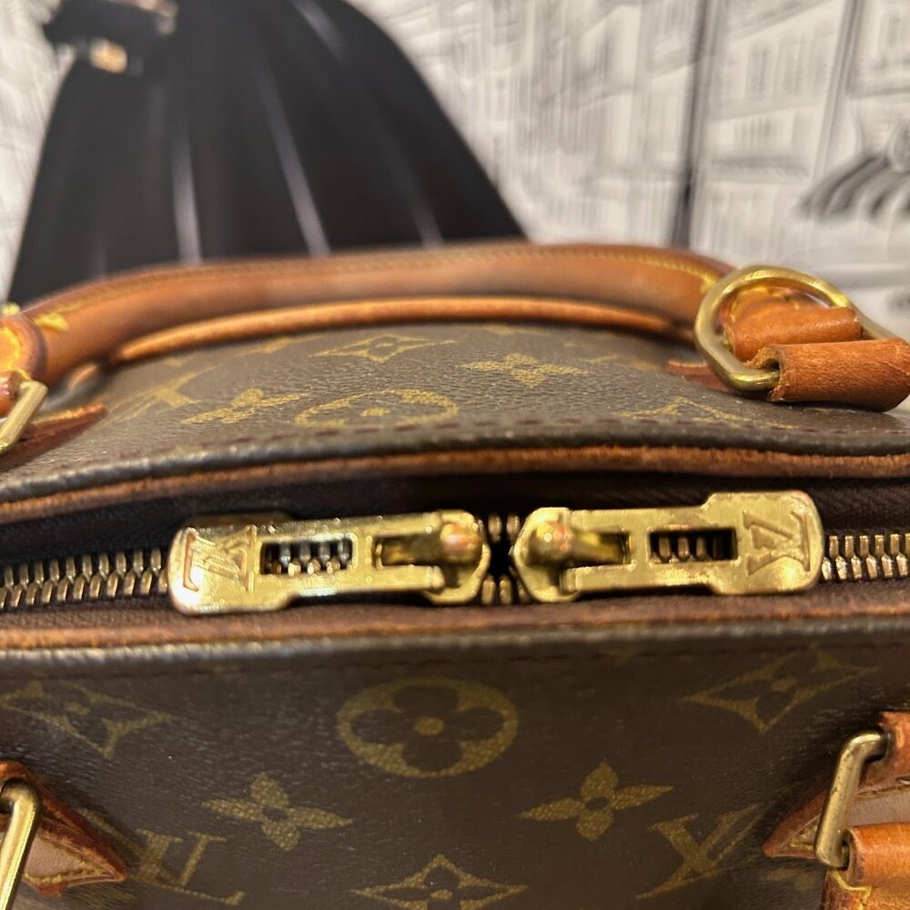 Louis Vuitton Ellipse MM Monogram "Bowling" Bag Canvas & Leather - Picture 9 of 16